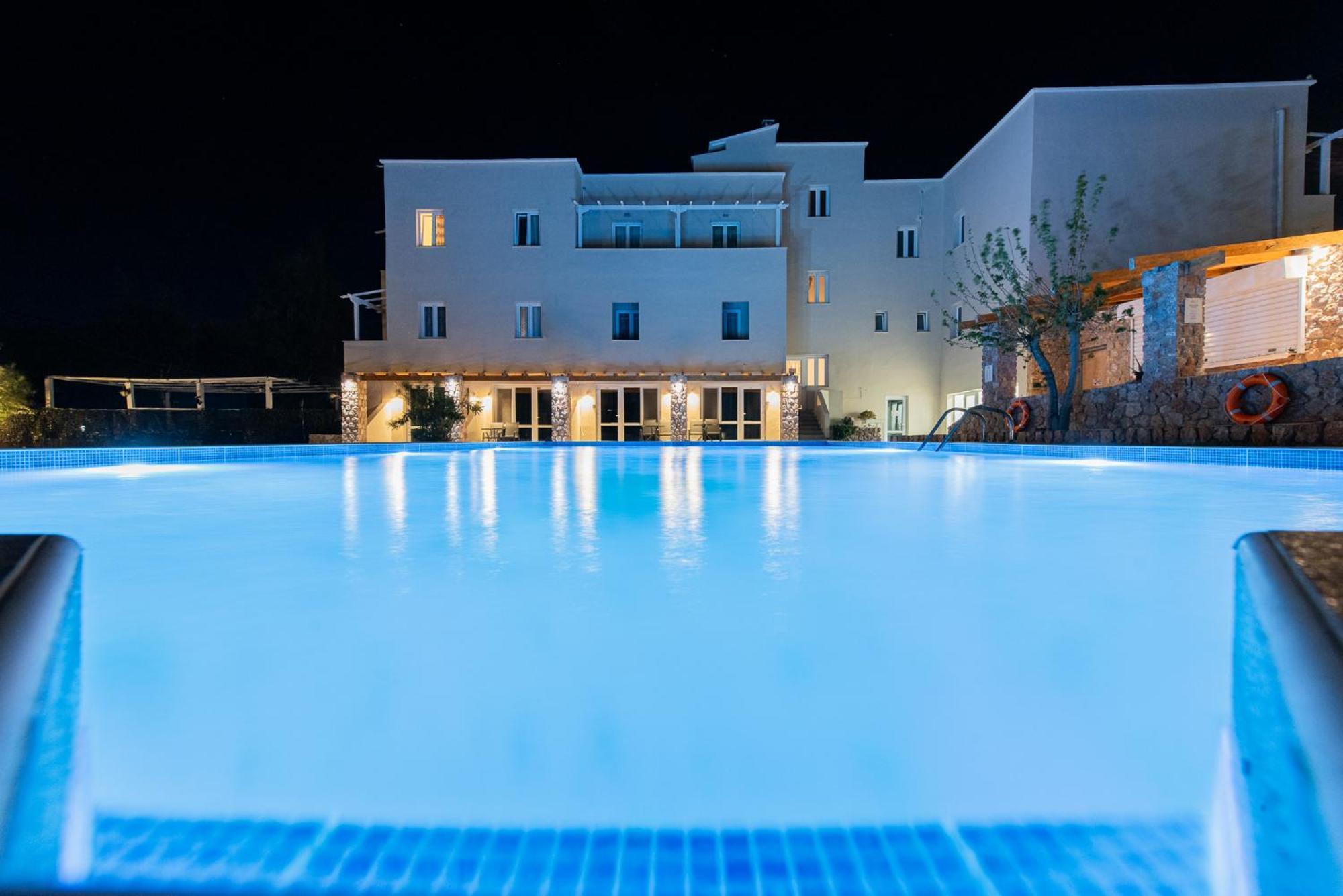 Gin Wellness Hotel